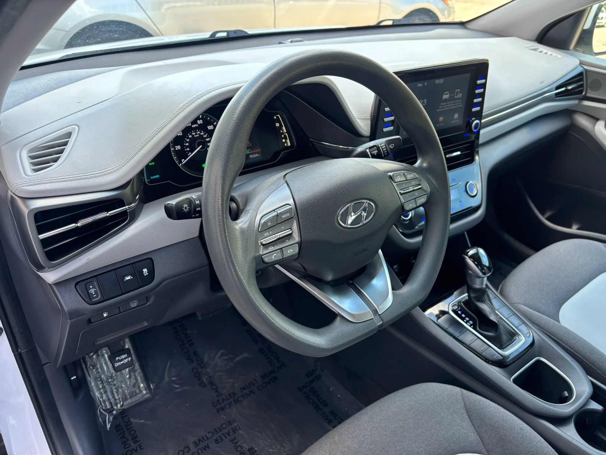Used 2020 Hyundai Ioniq Blue FWD image 12