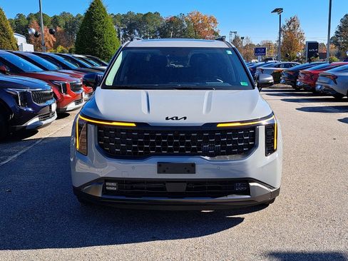 New 2026 Kia Carnival SX Prestige image 2