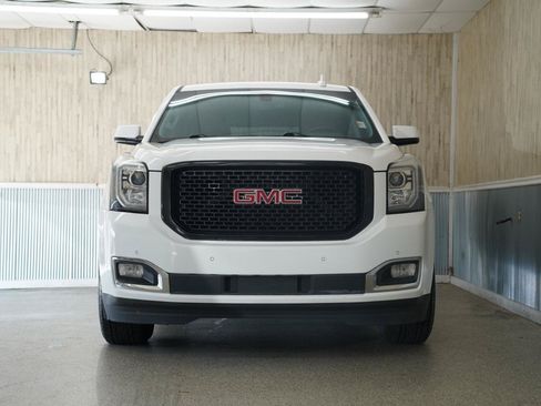 Used 2016 GMC Yukon SLE w/ Convenience Package AWD/4WD image 2