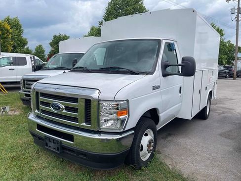 New 2024 Ford E-350 and Econoline 350 Super Duty w/ Power Windows & Locks Group RWD image 1