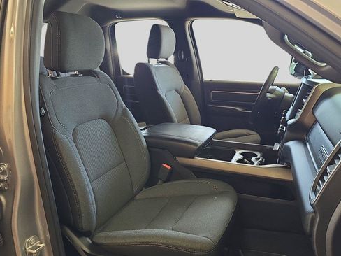 Used 2020 RAM 1500 Big Horn AWD/4WD image 14