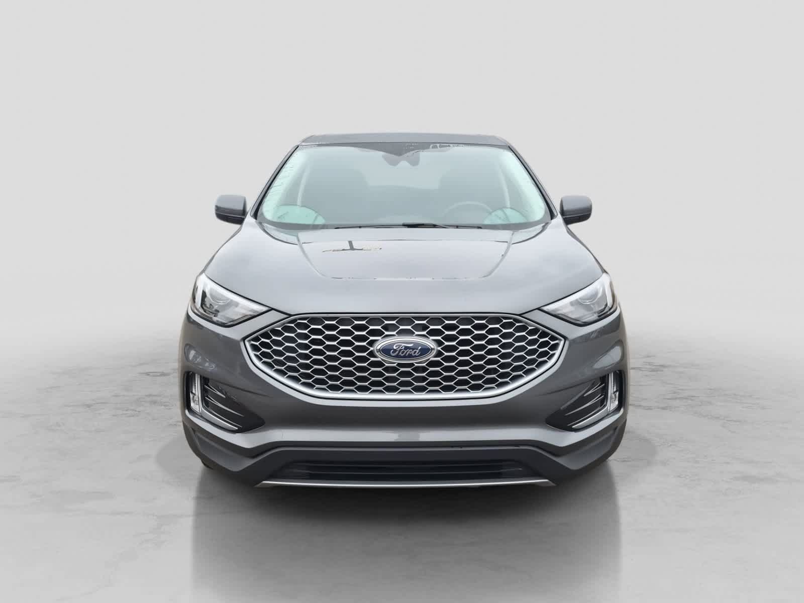Used 2024 Ford Edge SEL w/ Convenience Package AWD/4WD image 3