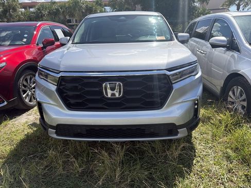 Used 2023 Honda Pilot EX-L image 9