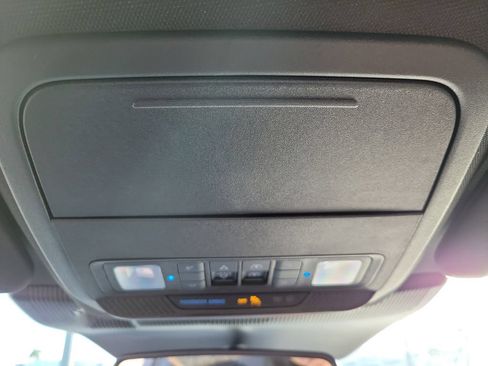 Used 2025 Ford Explorer ST AWD/4WD image 33