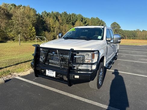 Used 2020 Ford F350 XLT w/ XLT Premium Package image 11