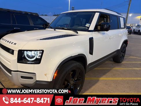 Used 2024 Land Rover Defender 110 S image 1