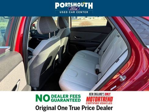 Used 2024 Hyundai Elantra Limited image 5