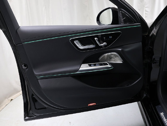 Used 2026 Mercedes-Benz E 450 4MATIC Sedan image 25