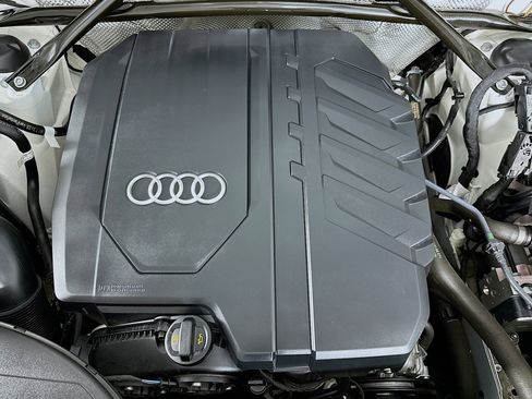 Used 2023 Audi Q5 2.0T Premium w/ Convenience Package AWD/4WD image 13
