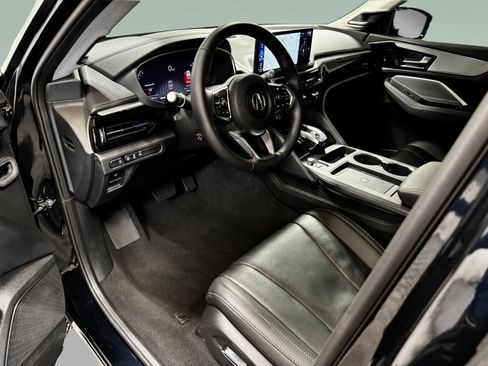 Used 2026 Acura MDX FWD w/ Technology Package image 9