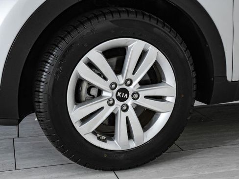 Used 2019 Kia Sportage LX image 50