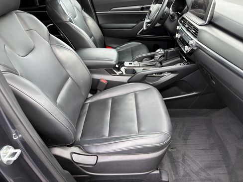 Used 2022 Kia Telluride S FWD image 11