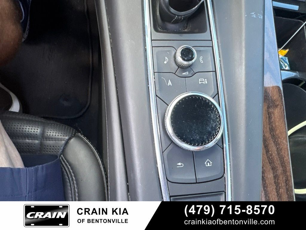 Used 2023 Cadillac Escalade Sport Platinum w/ LPO, ONYX Package AWD/4WD image 20