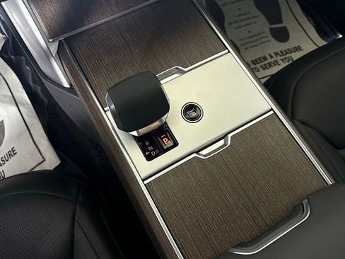 New 2025 Land Rover Range Rover SE image 37