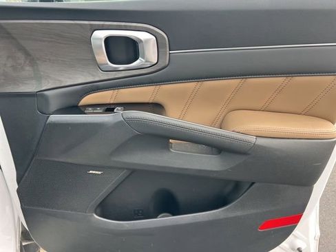 Certified 2025 Kia Sorento SX Prestige w/ Olive Brown Leather Package image 42