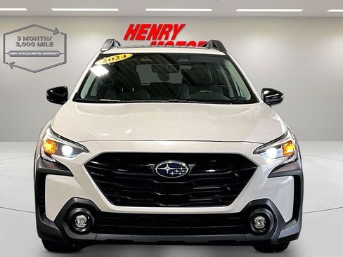 Used 2024 Subaru Outback Onyx Edition AWD/4WD image 2