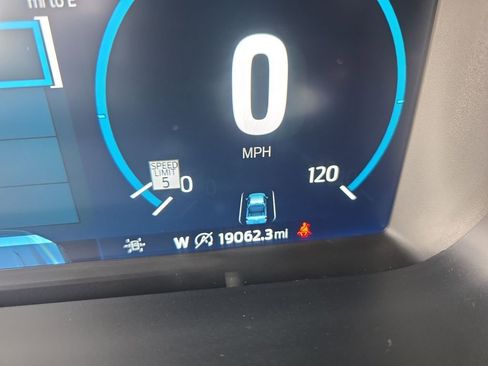 Used 2023 Ford F150 Lariat w/ Equipment Group 502A High image 25