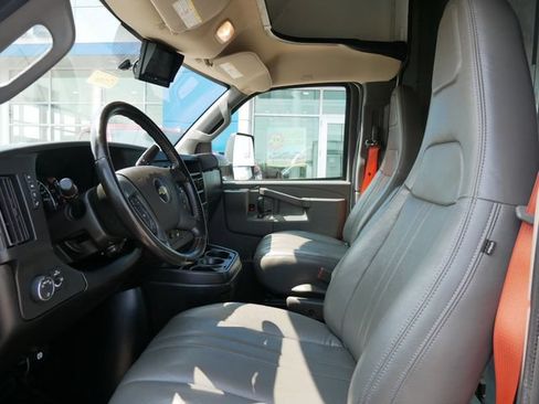 Used 2023 Chevrolet Express 3500 w/ Power Convenience Package RWD image 8