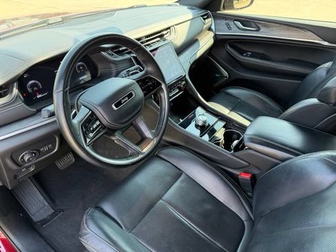 Used 2021 Jeep Grand Cherokee L Overland w/ Luxury Tech Group IV RWD image 15