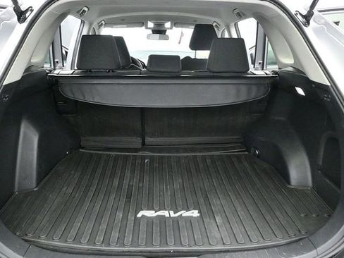 Used 2023 Toyota RAV4 LE image 13