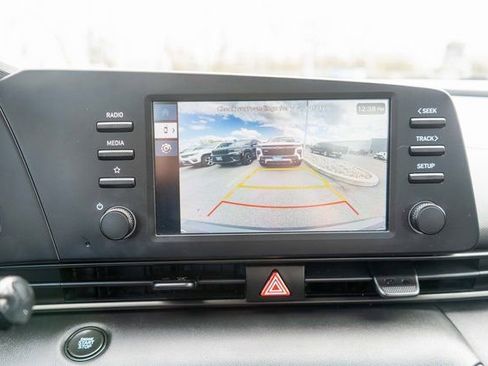 Used 2025 Hyundai Elantra Sport FWD image 24