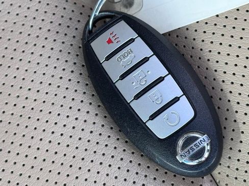 Used 2015 Nissan Altima 2.5 SL FWD image 13