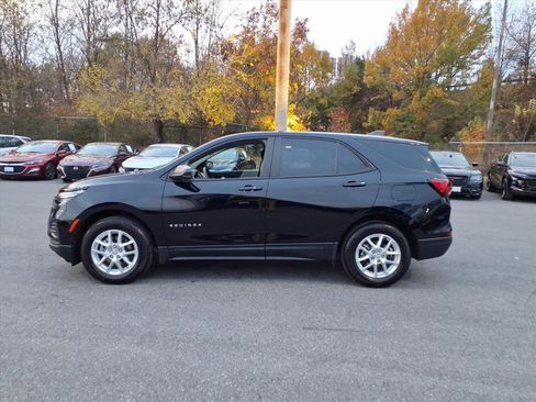 Used 2024 Chevrolet Equinox LS w/ LS Convenience Package image 6