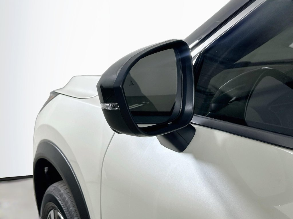 Used 2023 Nissan Rogue SL AWD/4WD image 38