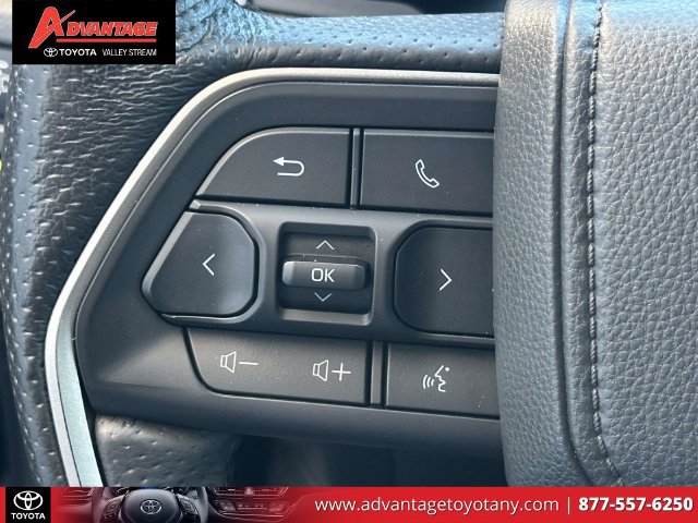 Used 2025 Toyota Tacoma TRD Sport w/ TRD Sport Upgrade Package AWD/4WD image 23