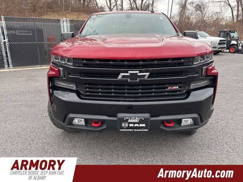 Used 2020 Chevrolet Silverado 1500 LT Trail Boss image 2