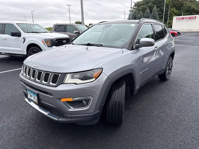 Used 2018 Jeep Compass Limited AWD/4WD image 2
