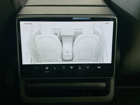 Used 2025 Tesla Model 3 Long Range image 27