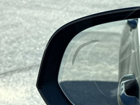 New 2026 Volvo XC40 B5 Plus w/ Protection Package Premier image 18