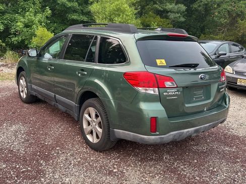 Used 2014 Subaru Outback 2.5i Limited w/ Moonroof Package AWD/4WD image 5