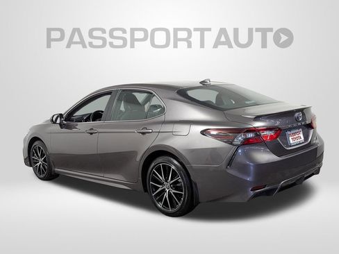 Certified 2024 Toyota Camry SE w/ Cold Weather Package FWD image 4