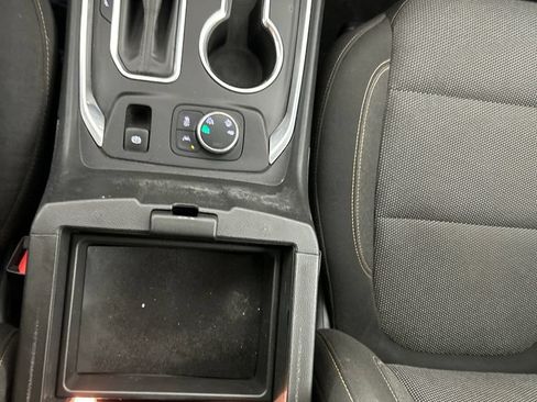 Used 2020 Chevrolet Traverse LT AWD/4WD image 15