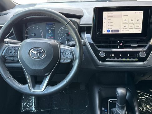 Certified 2023 Toyota Corolla SE w/ SE Premium Package image 20