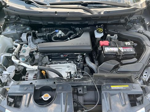 Used 2020 Nissan Rogue SV w/ Premium Package AWD/4WD image 10