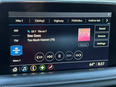 Used 2021 Chevrolet Suburban Z71 w/ Z71 Signature Package AWD/4WD image 21