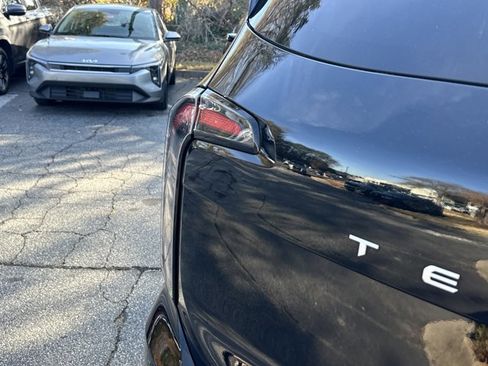 Used 2023 Kia Telluride SX Prestige X-Line image 19