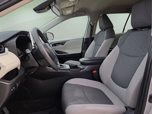Used 2024 Toyota RAV4 XLE image 14