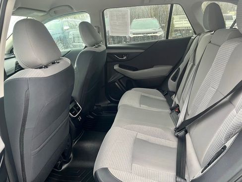 Used 2025 Subaru Outback Premium image 22