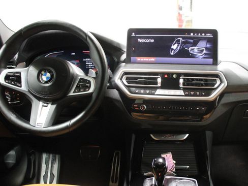 Used 2023 BMW X3 xDrive30i w/ M Sport Package AWD/4WD image 3