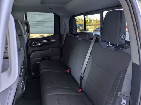 Used 2025 GMC Sierra 1500 Elevation w/ Preferred Package image 16