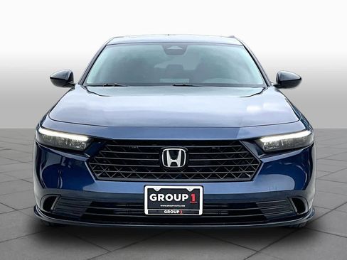 Used 2025 Honda Accord SE image 4