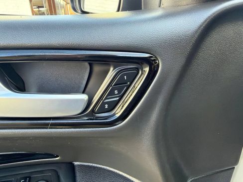 Used 2022 Dodge Durango Citadel RWD image 29