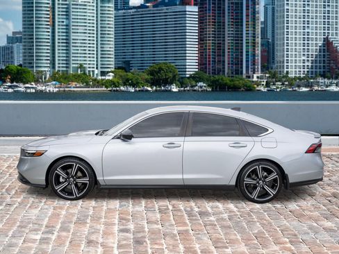 Certified 2023 Honda Accord Sport image 9