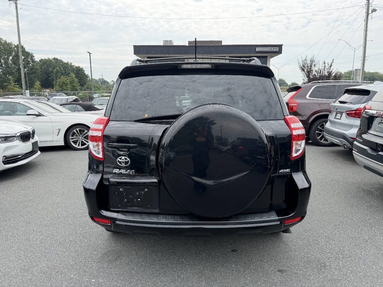 Used 2012 Toyota RAV4 4WD w/ Value Pkg image 5