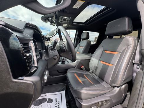 Used 2023 GMC Sierra 1500 AT4 w/ AT4 Premium Package image 21