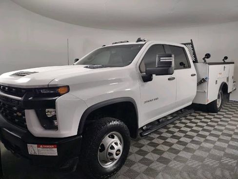 Used 2023 Chevrolet Silverado 3500 W/T w/ WT Fleet Convenience Package AWD/4WD image 2